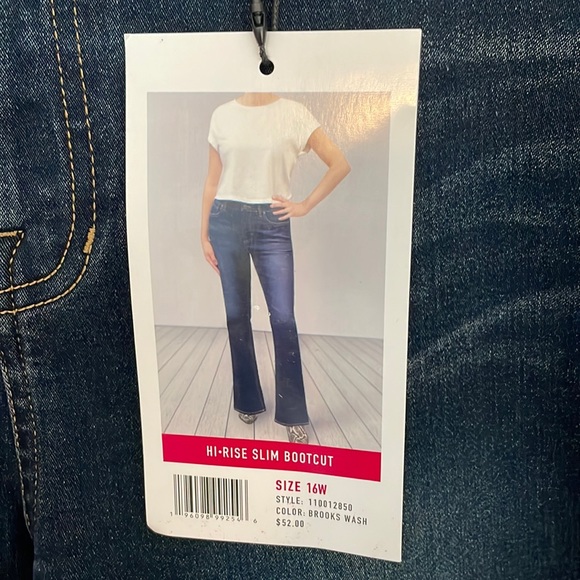 NWT Faith Jeans Hi Rise Slim Bootcut Jeans. 16W - Picture 5 of 9
